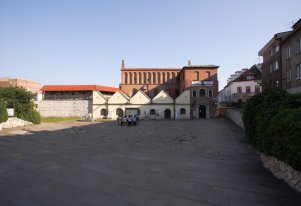 Kolorowe zdjęcie Starej Synagogi